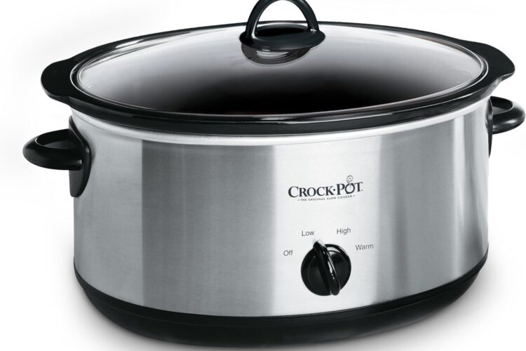 The Crock-Pot 7-Quart Manual Slow Cooker: A Thorough Guide to Low-and-Slow Cooking for Families